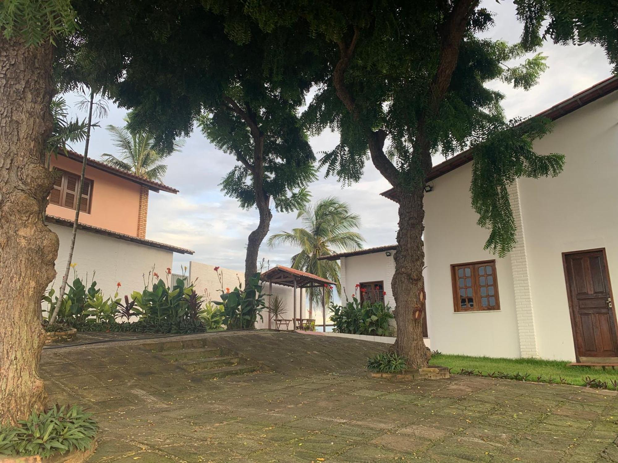 Morro Branco Suites - Hospedaria Morro Branco Beberibe Buitenkant foto